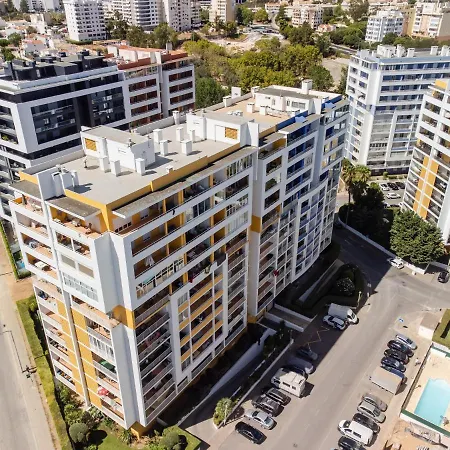 Charming&centrally Located In Sunny *