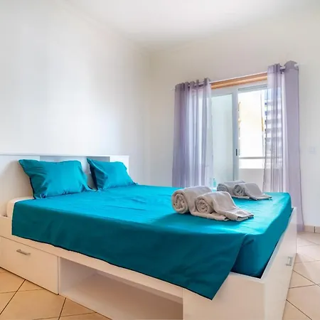 Charming&centrally Located In Sunny Portimão