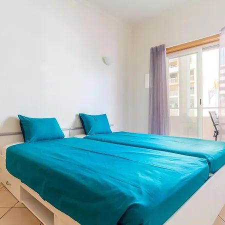 Charming And Centrally Located In Sunny Apartment Portimao
