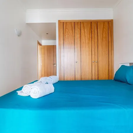 Charming And Centrally Located In Sunny Apartment Portimao