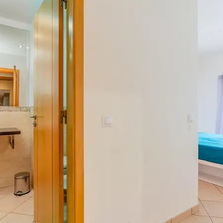 Charming And Centrally Located In Sunny By Lisbeyond * بورتيماو